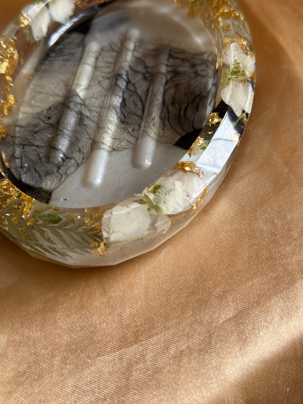 Black & White Floral Soap Dish