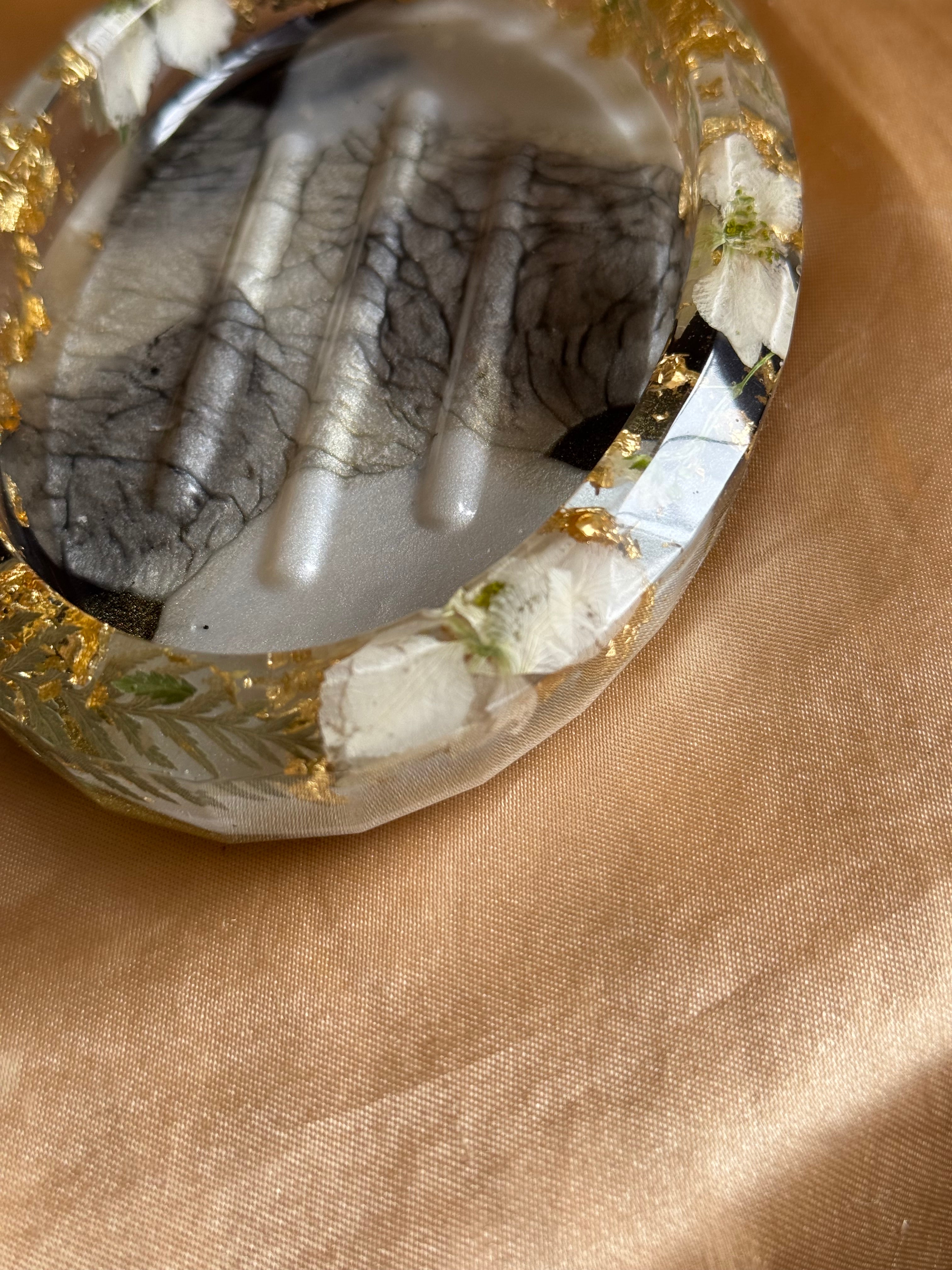 Black & White Floral Soap Dish